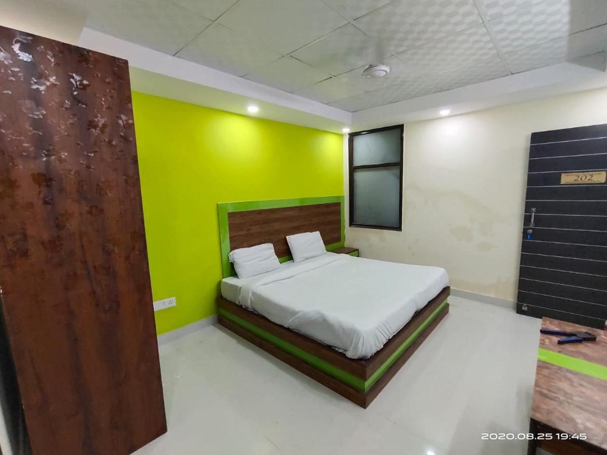 Hotel Royal Town New Delhi Eksteriør bilde